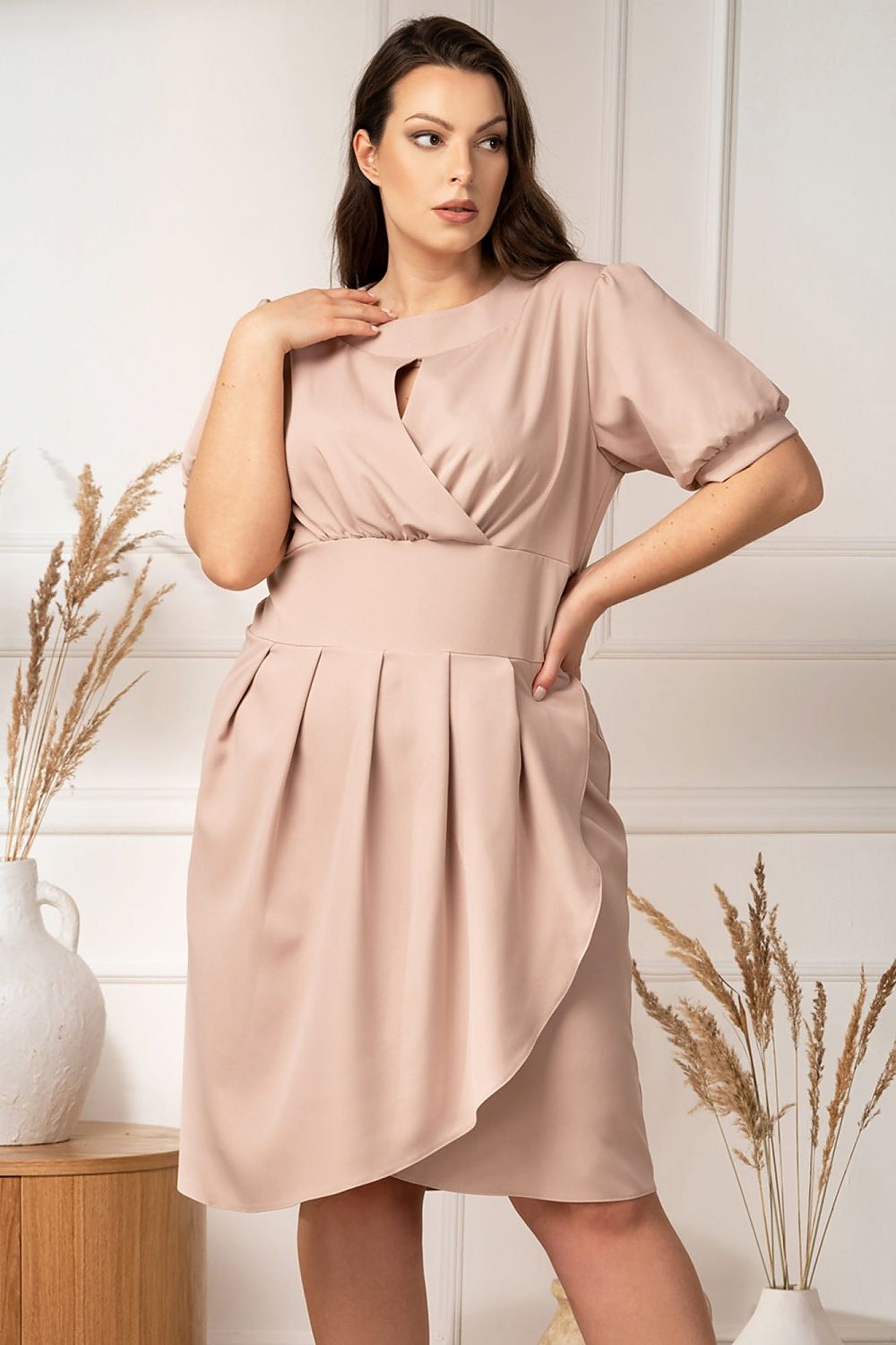 Plus size dress model 169159